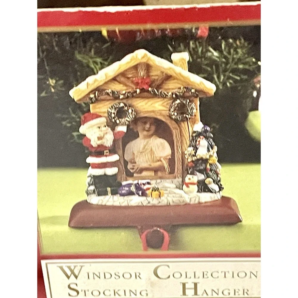 Vintage Cast Iron & Resin Windsor Collections Hand Painted Santa Stocking Hanger